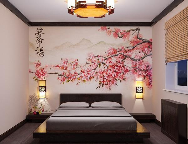 Отличным решением является использование обоев с изображением сакуры в спальне, сделанной в японском стиле 