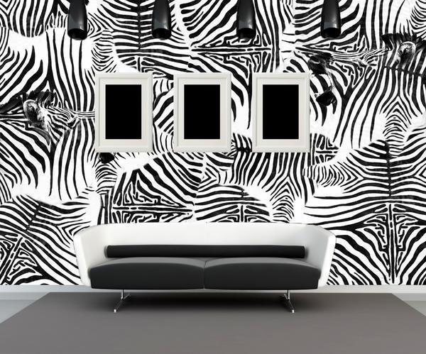  Обои с имитацией шкуры зебры идеально впишутся в интерьер помещения, выполненного в стиле хай-тек