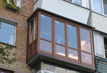 francuzskij-balkon-s-rasshireniem-plity-balkona
