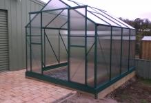 PolycarbonateGreenhouse-00