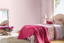 Interior-Artistic-Wallpaper-With-Decorative-Heart-Pattern-And-