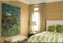 17199-james-radin-interior-design-bedroom-raffia-wallpaper-white-upholstered1280x720-1