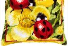 vervaco-ladybugs-on-yellow-flowers-