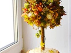 Осенний топиарий - это не только отличный подарок, но и оригинальный предмет декора